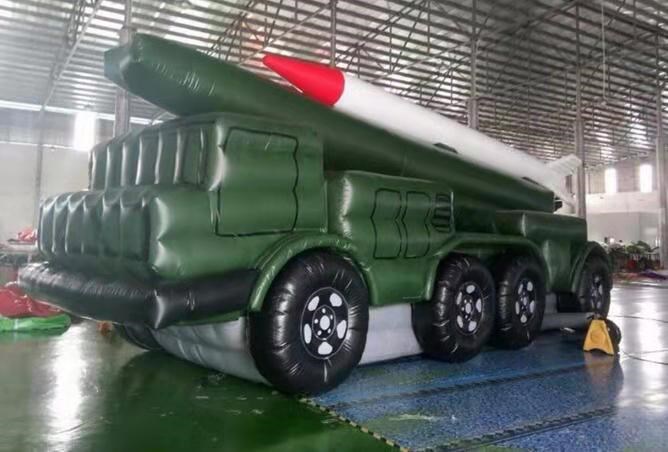 钟祥军事导弹车